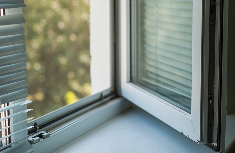 Comment enlever la condensation dans un double vitrage